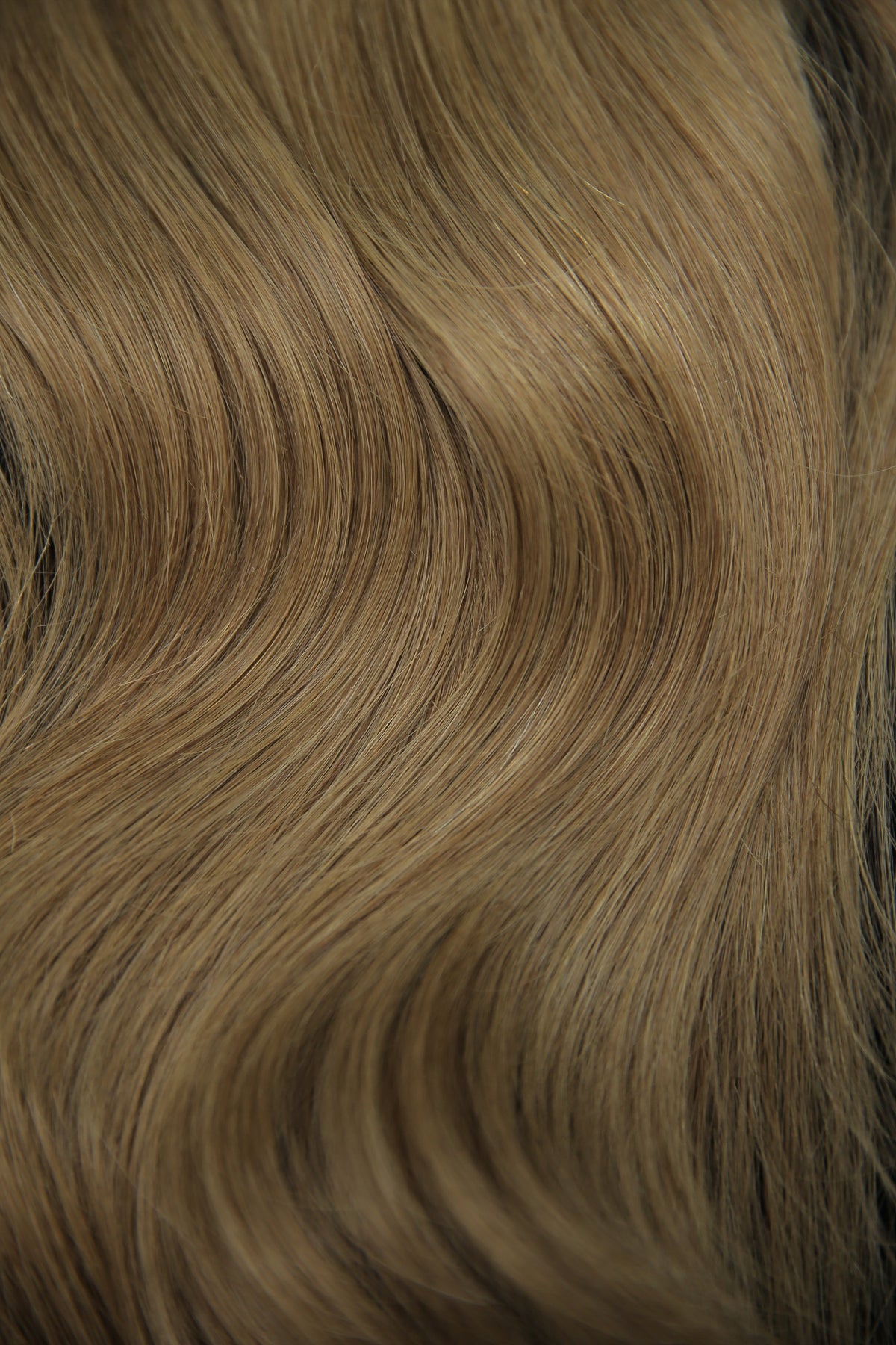 #8 Natural Light Brown Machine Weft Extensions